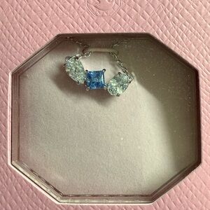 Swarovski Blue and Silver Necklace with Elegant Design